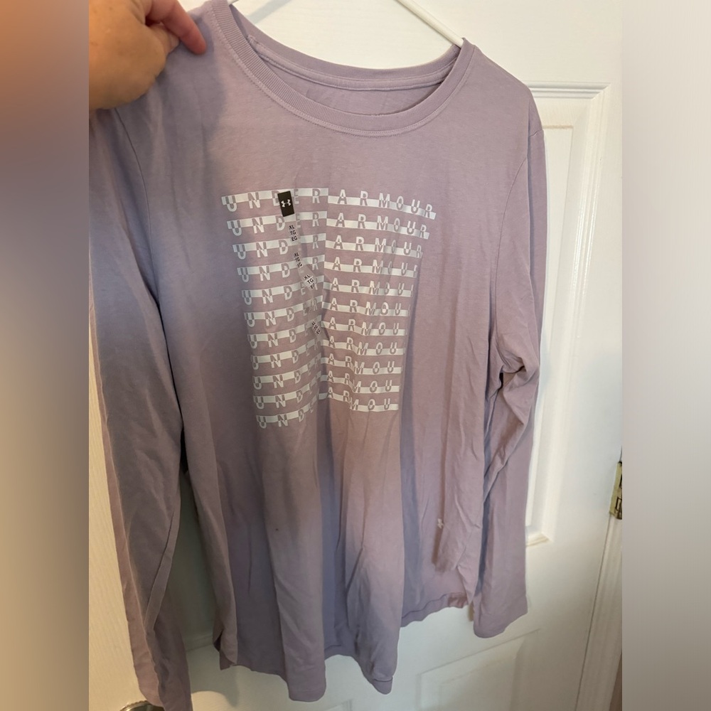 Ladies under Armour shirt